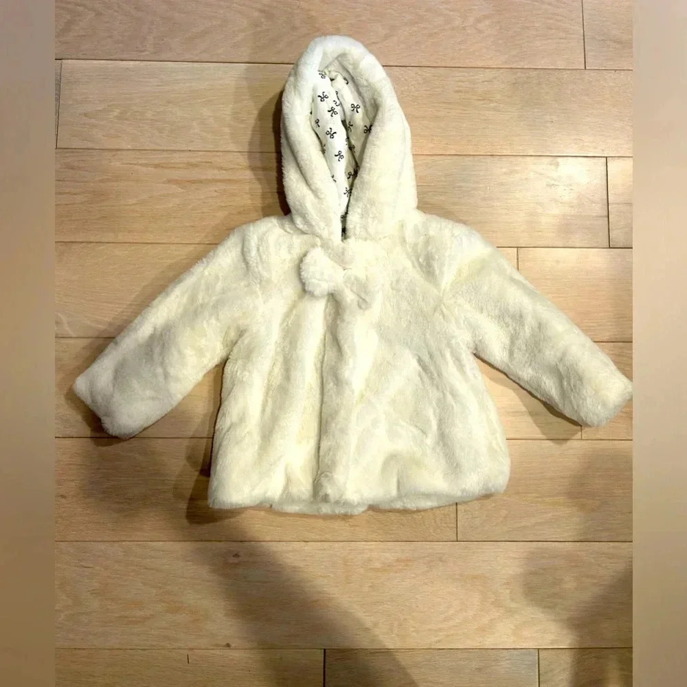 Little me faux fur bow detail‎ coat
